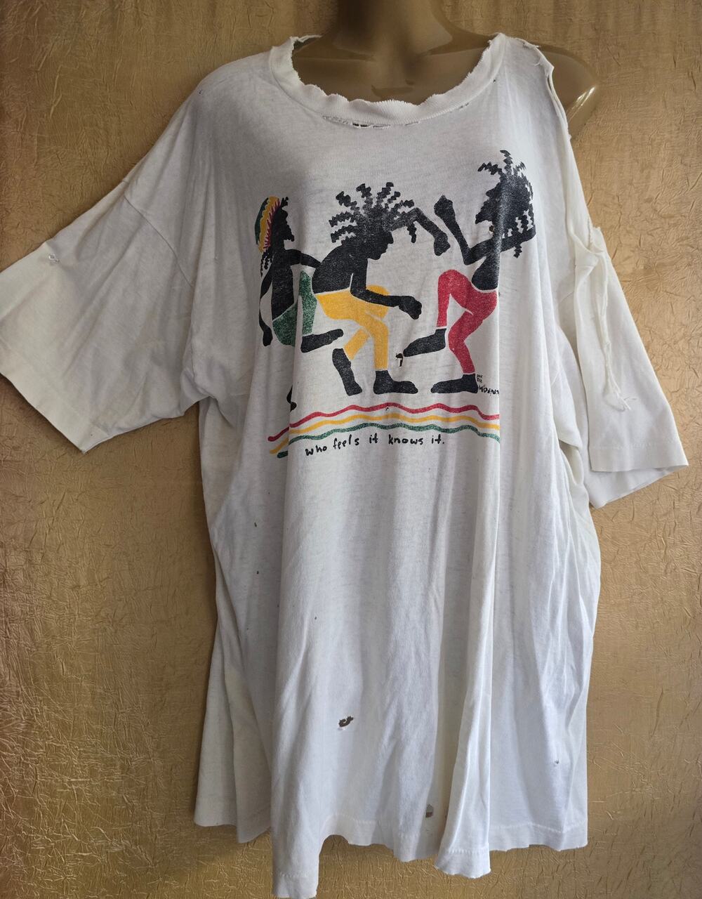 Vintage 90s Thrashed Reggae T Shirt XL Fruit of the Loom Made in USA Trashed